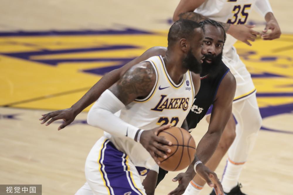 恩比德的健 恩比德的健